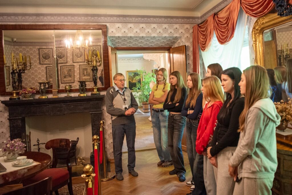 Młodzież Ruszyła Z Wyjątkowym Projektem Historycznym 1 Młodzież Ruszyła Z Wyjątkowym Projektem Historycznym