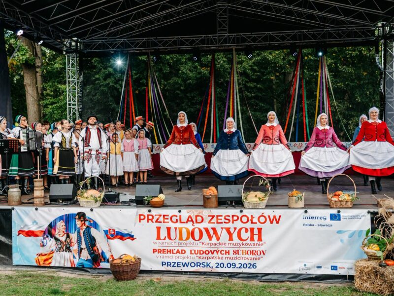 817967356_1351142200152638_2343318759150426606_N Za Nami Polsko-Słowacki Przegląd Zespołów Ludowych W Przeworsku