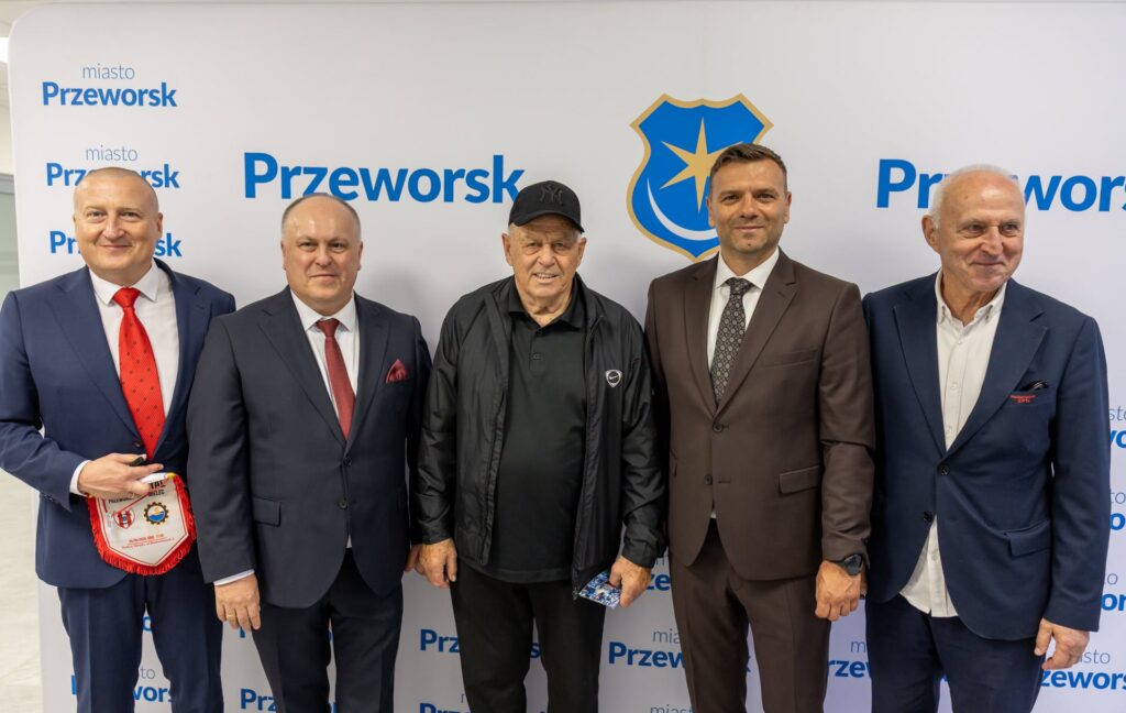 825278483_1647124713593917_2156124803150542308_N Nowy Stadion Miejski Oficjalnie Otwarty, Na Murawie Zagrała Stal Mielec