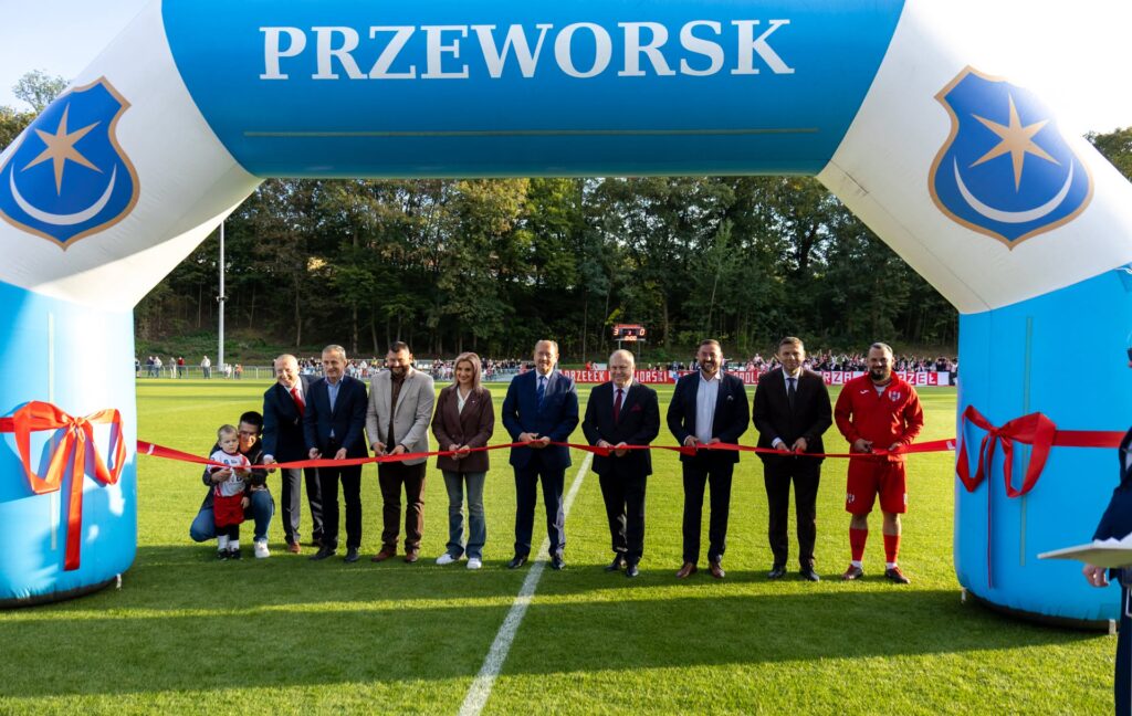 825340414_2099024167412300_6342550552190119614_N Otwarcie Stadionu W Przeworsku