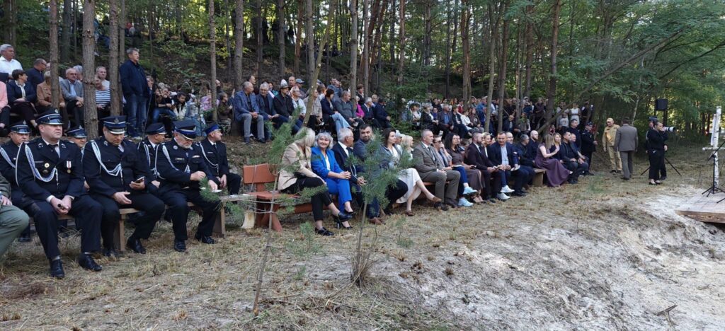 Wyjątkowy Koncert Plenerowy Orkiestry Dętej Pod Batutą Michała Rydzika 1 Wyjątkowy Koncert Plenerowy Orkiestry Dętej Pod Batutą Michała Rydzika