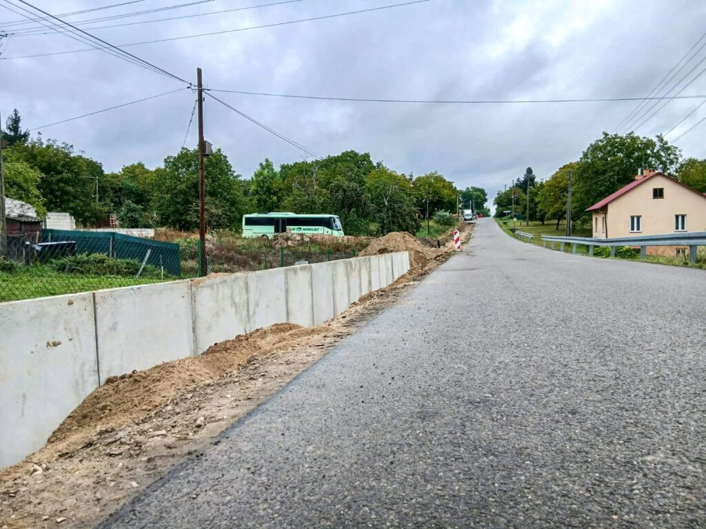 Most Przy Żurawiej Rozebrany, Stabilizacja Osuwiska I Nowe Chodniki 3 Most Przy Żurawiej Rozebrany, Stabilizacja Osuwiska I Nowe Chodniki
