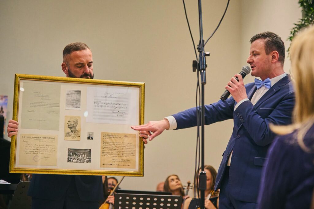 Kto Przypomniał Hejnał Przeworska W 50 Rocznicę Śmierci Kompozytora? 1 Kto Przypomniał Hejnał Przeworska W 50 Rocznicę Śmierci Kompozytora?