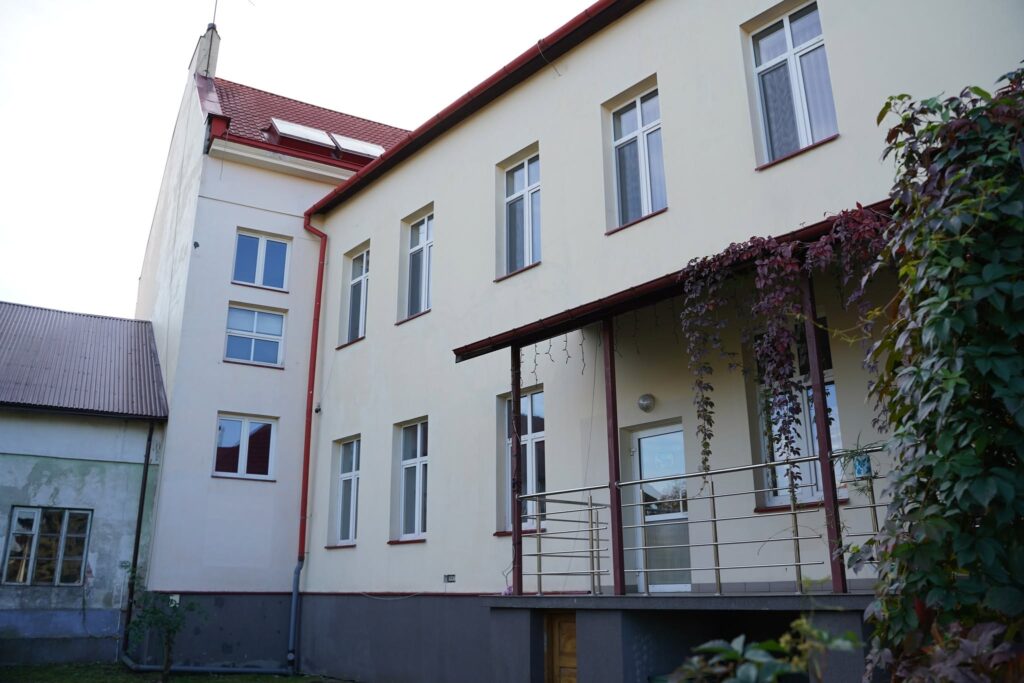 &Quot;Sokół&Quot; W Sieniawie Pochwalił Się Odświeżoną Elewacją 2 &Quot;Sokół&Quot; W Sieniawie Pochwalił Się Odświeżoną Elewacją