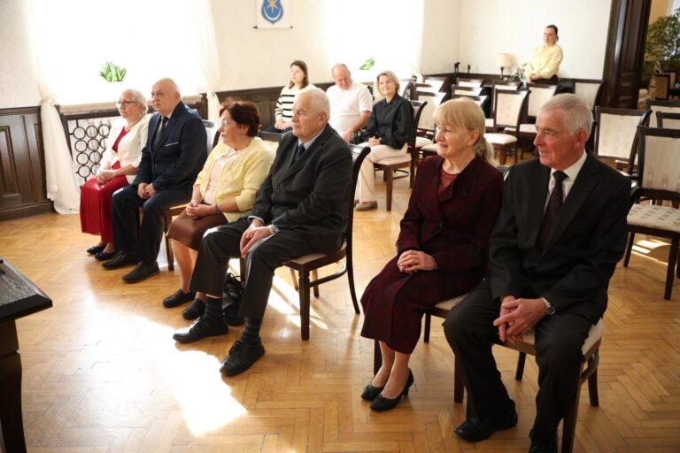 Trzy przeworskie pary odebrały medale w Ratuszu