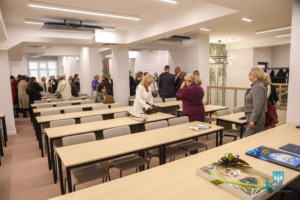 Izba Pielęgniarek I Położnych Otworzyła Nową Siedzibę W Przeworskim Rynku 1 Izba Pielęgniarek I Położnych Otworzyła Nową Siedzibę W Przeworskim Rynku